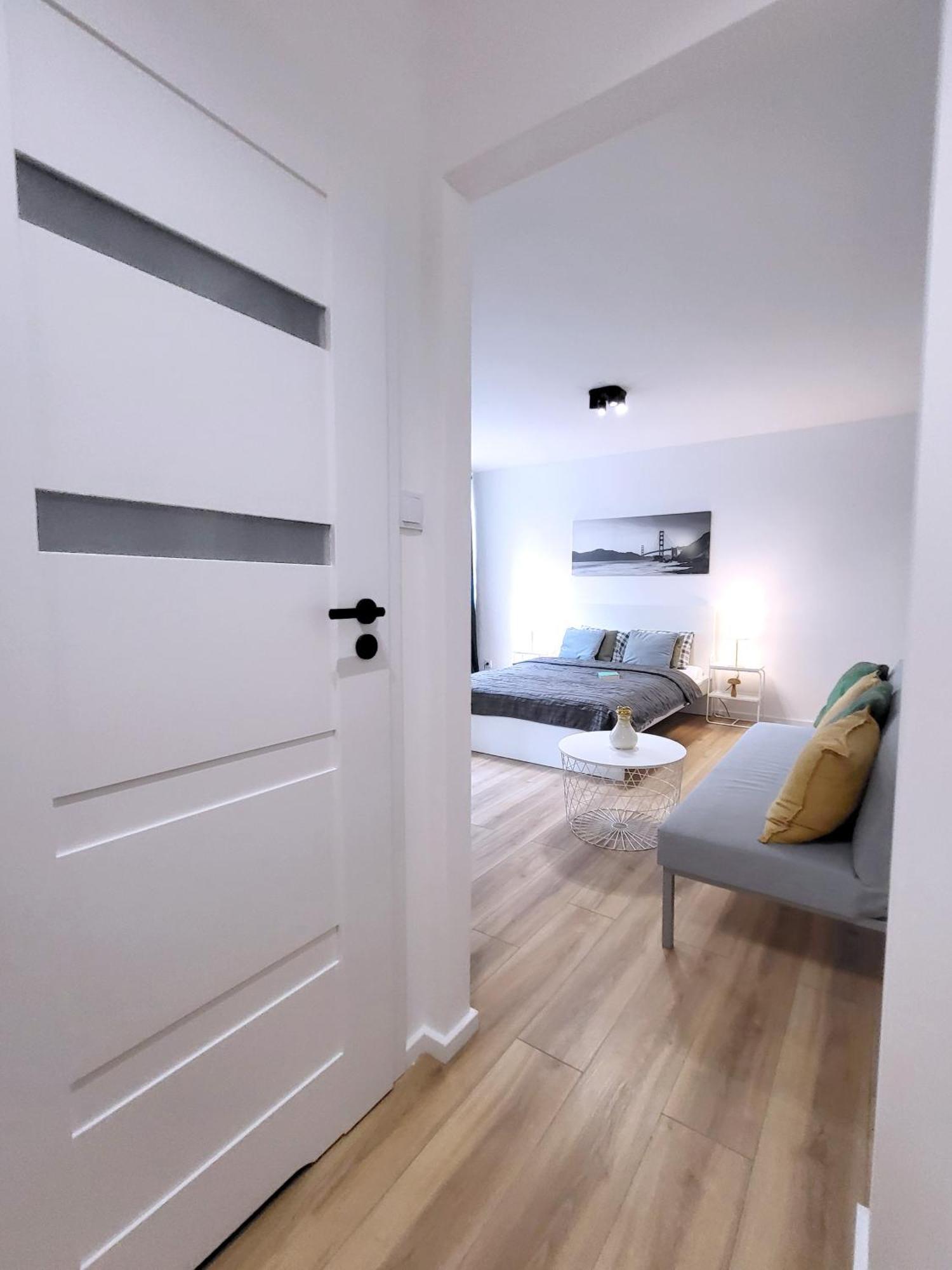 Enjoy! Srodmiescie Nowogrodzka Apartment Warsaw Ngoại thất bức ảnh